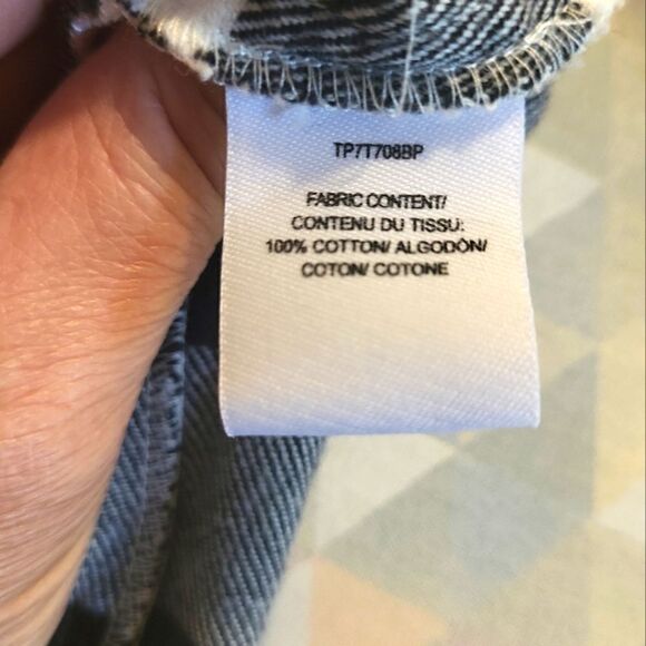 NEW Derek Lam 10 Crosby Black/White Buffalo Plaid Collarless Shirt sz.6 ret $325 - Picture 9 of 9